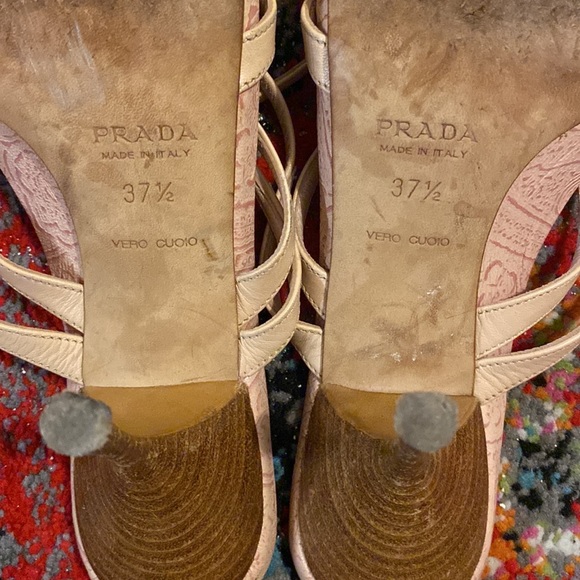 PRADA KITTEN HEELS - Picture 5 of 5